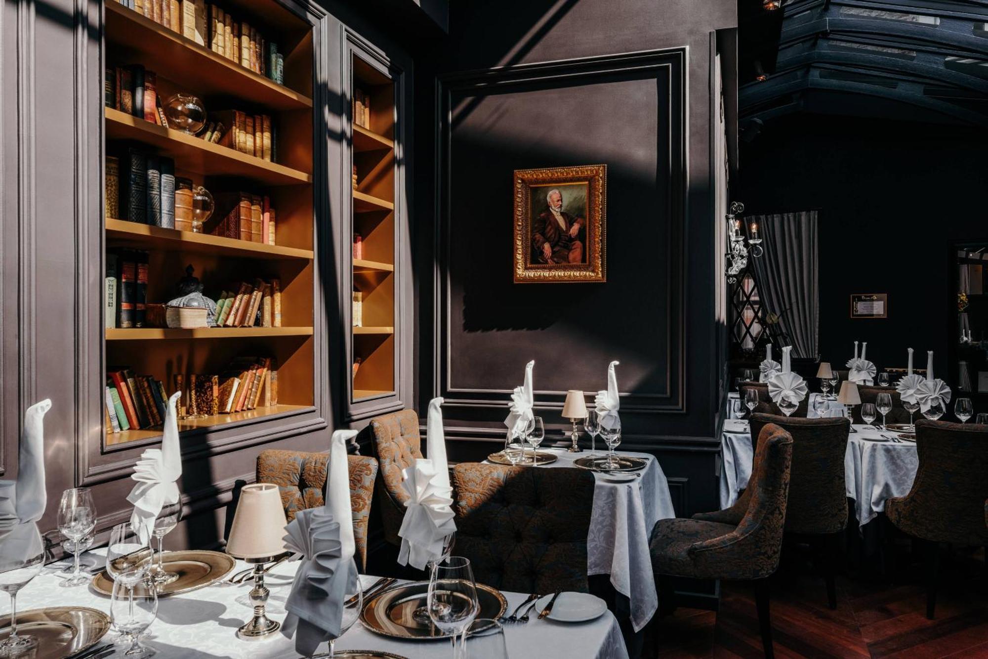 Hotel Telegraaf, Autograph Collection Tallinn Ngoại thất bức ảnh Interior of the restaurant