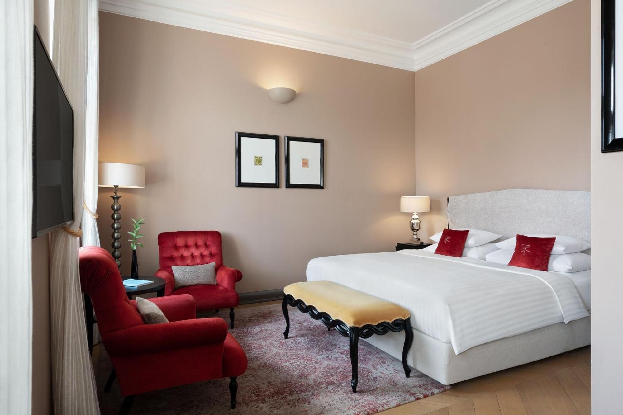 Hotel Telegraaf, Autograph Collection Tallinn Ngoại thất bức ảnh A room at the hotel
