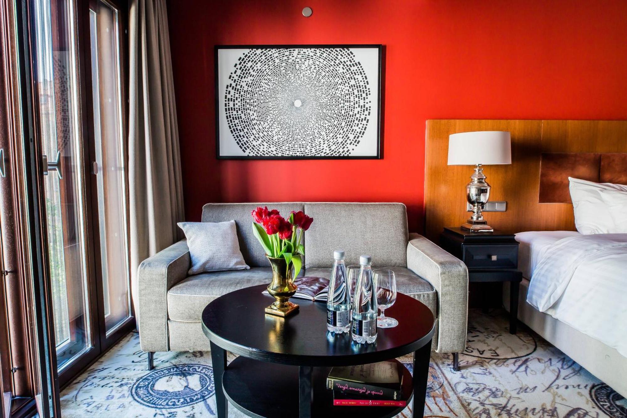 Hotel Telegraaf, Autograph Collection Tallinn Ngoại thất bức ảnh A room at the hotel