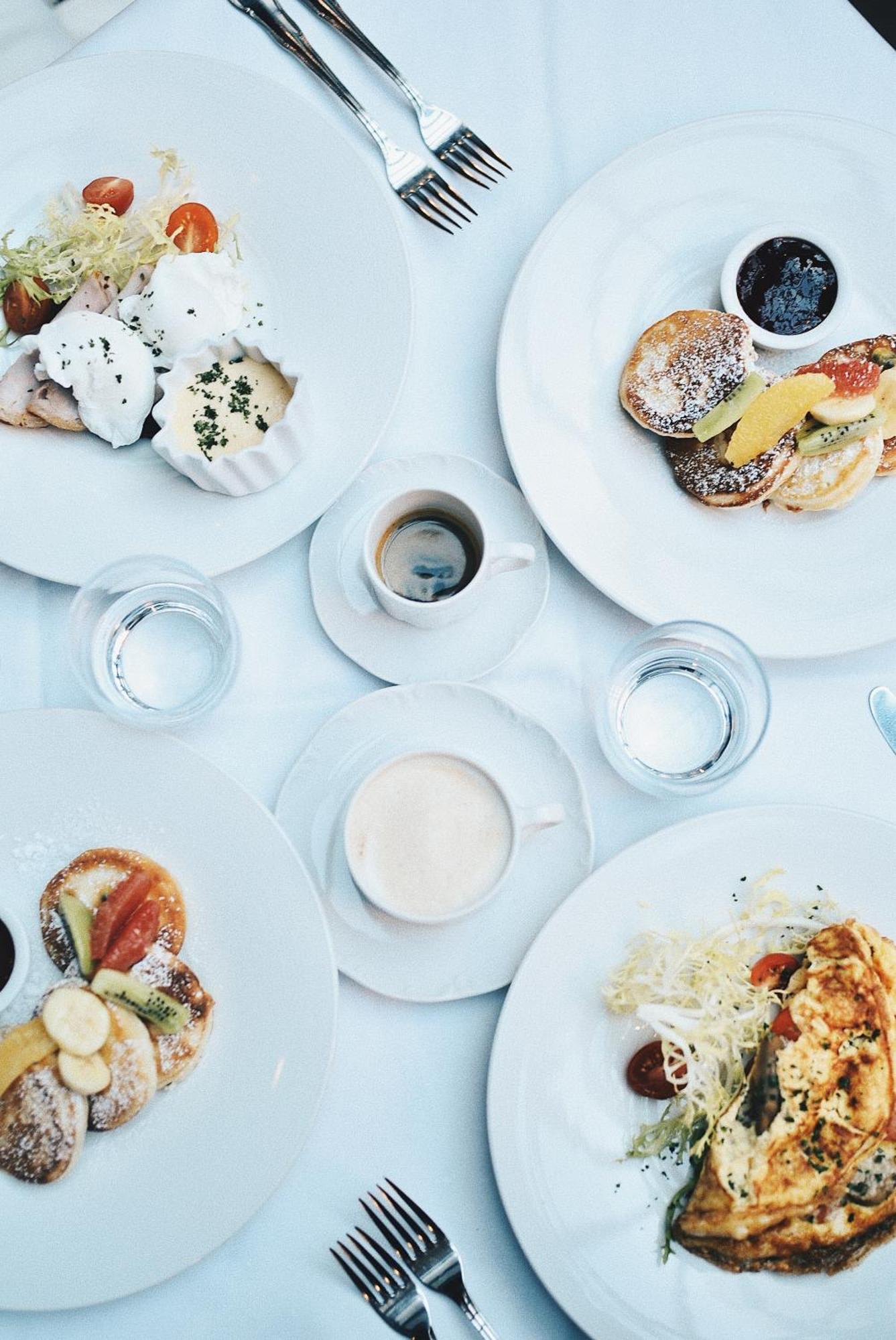 Hotel Telegraaf, Autograph Collection Tallinn Ngoại thất bức ảnh Breakfast at the Hotel de Ville